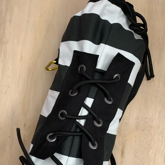 Motorcycle Chopper Sissy Bar Bag - The Jailbird - Picture 2 of 4